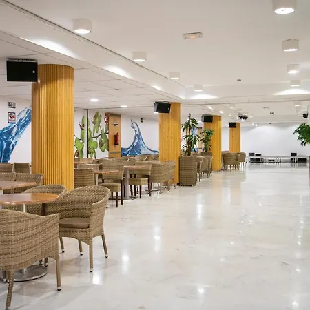 Hotel Tahití Playa 4*