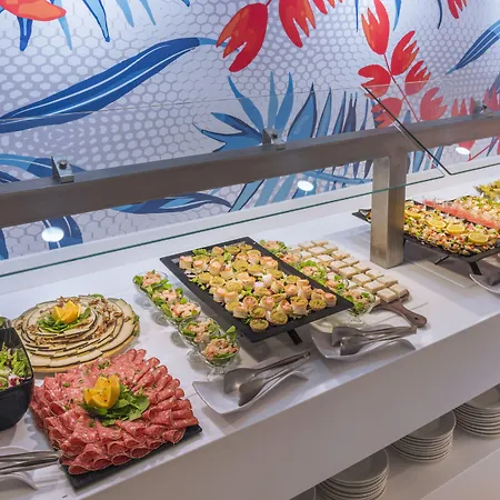 Отель Tahiti Playa Санта-Сусанна